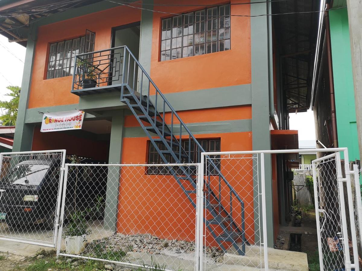 Ferienwohnung Estrelle Orange House - Backpackers Hub Puerto Princesa Exterior foto